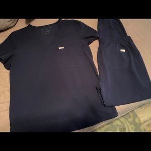 Figs Petite Zamora Jogger scrub set